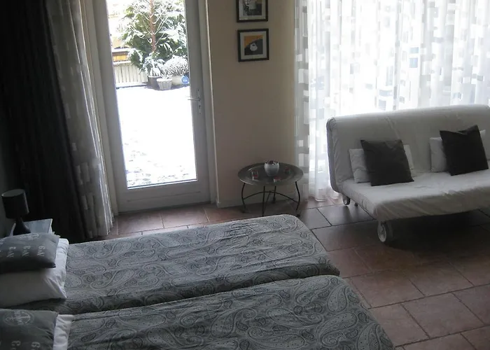 クアレンタ スタジオ *