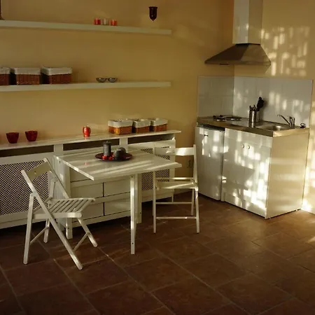 Апартаменты Quarenta Studio Амстердам