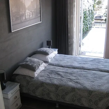 Quarenta Bed & Breakfast 2*