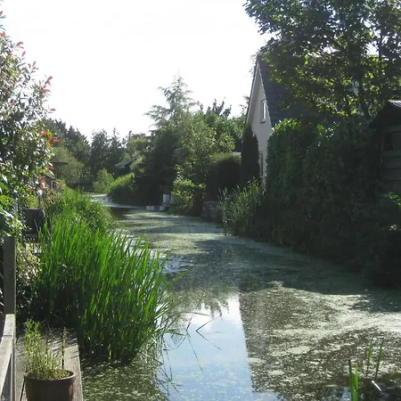アパート クアレンタ スタジオ アムステルダム